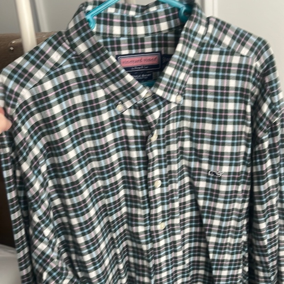 Vineyard Vines Plaid Shirt - Picture 1 of 2